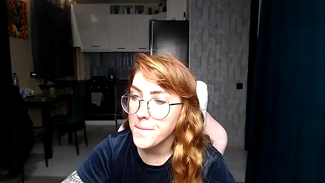 Reginasmilee online show from 11/16/25, 04:07