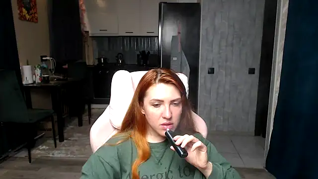 Reginasmilee online show from 04/14/26, 02:17