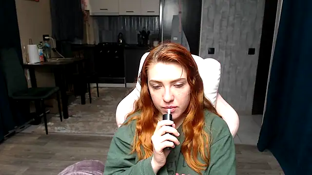 Reginasmilee online show from 04/15/26, 02:40