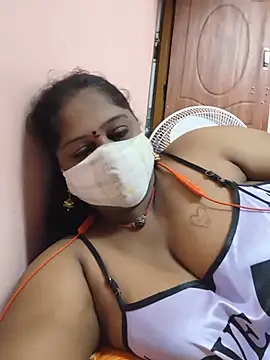yalini1431 online show from 07/30/26, 11:15