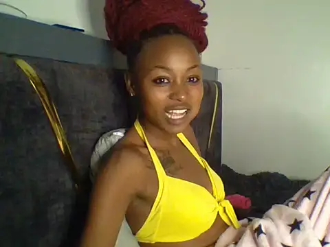 Snapshot of Prettyquueen chatting on 07/22/26, 11:29 Prettyquueen online show from 07/22/26, 11:29