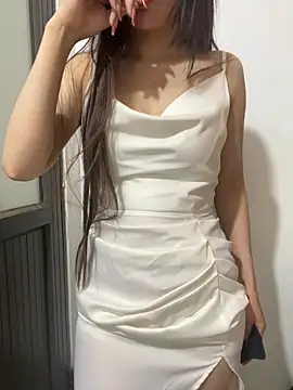 Chloe-2h online show from 06/24/26, 12:04
