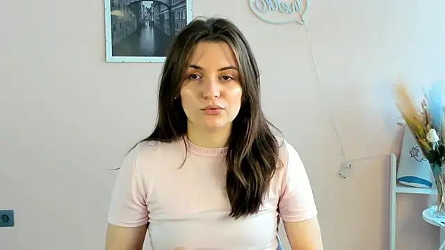 Snapshot of VersieMeschino chatting on 06/29/26, 10:15 VersieMeschino online show from 06/29/26, 10:15