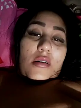 Valentina Tilly online show from 07/17/26, 03:39