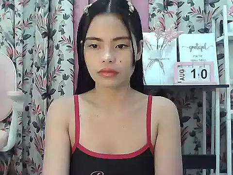 Snapshot of urprettyjane4u chatting on 08/09/26, 11:42 urprettyjane4u online show from 08/09/26, 11:42