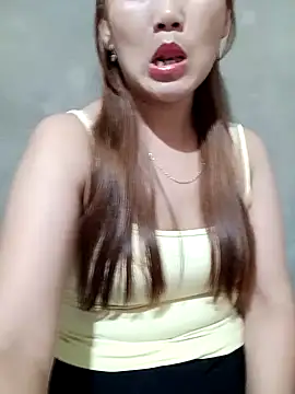 Snapshot of Emma-18h chatting on 07/02/26, 11:22 Emma-18h online show from 07/02/26, 11:22