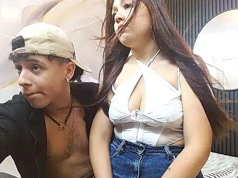 kitty queensex18 online show from 06/24/26, 07:57