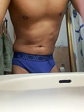 LatinShadowX online show from 07/22/26, 12:24