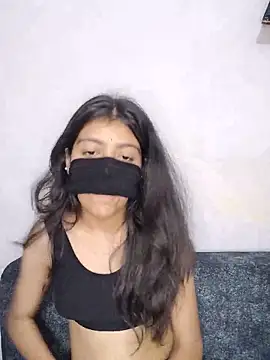 Snapshot of Sanvijha chatting on 06/27/26, 03:28 Sanvijha online show from 06/27/26, 03:28