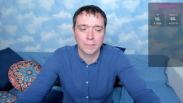 Snapshot of MenyCooper chatting on 07/29/26, 04:54 MenyCooper online show from 07/29/26, 04:54