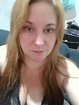 Snapshot of gatalora chatting on 07/03/26, 03:02 gatalora online show from 07/03/26, 03:02