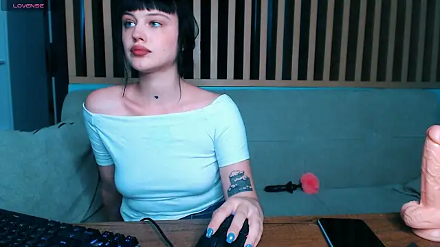 Snapshot of pizdadrozda chatting on 07/03/26, 12:33 pizdadrozda online show from 07/03/26, 12:33