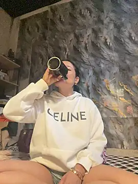 Snapshot of obsessioncella chatting on 07/12/26, 04:14 obsessioncella online show from 07/12/26, 04:14