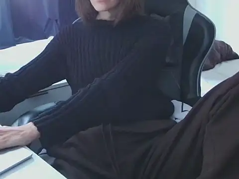 anneee8 online show from 06/28/26, 06:25