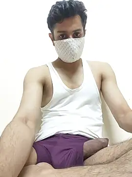 Snapshot of Yoursexy_boy21 chatting on 07/11/26, 05:48 Yoursexy boy21 online show from 07/11/26, 05:48