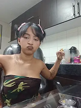 Snapshot of girl_p_ chatting on 07/02/26, 05:24 girl p online show from 07/02/26, 05:24