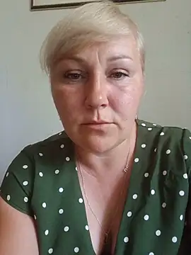 Snapshot of Silen-mi chatting on 07/02/26, 10:32 Silen-mi online show from 07/02/26, 10:32
