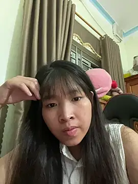 Snapshot of HongNhung06 chatting on 07/02/26, 12:55 HongNhung06 online show from 07/02/26, 12:55