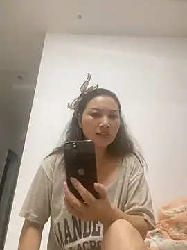Snapshot of zzrr88999 chatting on 07/02/26, 03:51 zzrr88999 online show from 07/02/26, 03:51