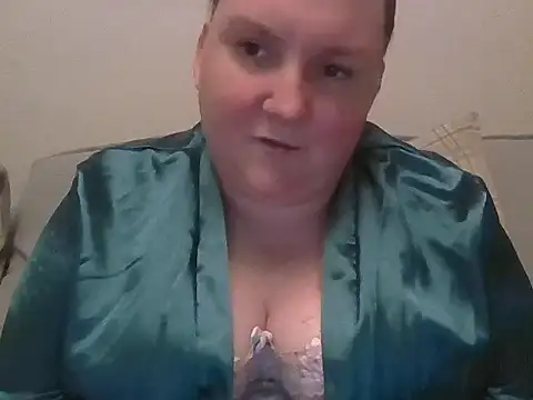 Snapshot of LumaBelleX chatting on 07/28/26, 08:34 LumaBelleX online show from 07/28/26, 08:34
