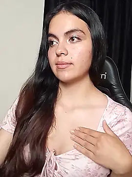 Snapshot of Tiffany_markle_ chatting on 07/05/26, 03:56 Tiffany markle online show from 07/05/26, 03:56