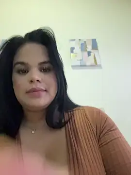 Snapshot of AliceStarshine chatting on 07/19/26, 02:04 AliceStarshine online show from 07/19/26, 02:04