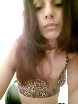 Snapshot of berta_alra chatting on 07/06/26, 05:15 berta alra online show from 07/06/26, 05:15