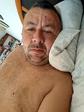 Larry 45 online show from 07/26/26, 06:10