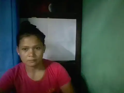 Snapshot of Lovelypinay26 chatting on 07/10/26, 12:48 Lovelypinay26 online show from 07/10/26, 12:48