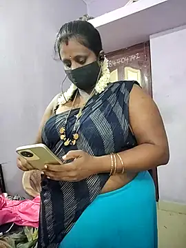 Snapshot of tamil_manju chatting on 07/17/26, 05:18 tamil manju online show from 07/17/26, 05:18