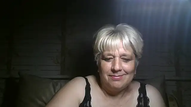 Snapshot of LizaRain777 chatting on 07/11/26, 07:49 LizaRain777 online show from 07/11/26, 07:49
