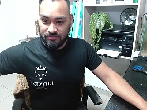 Snapshot of Ethan_cock chatting on 07/18/26, 05:22 Ethan cock online show from 07/18/26, 05:22