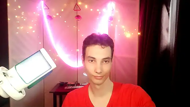 Snapshot of Merlin__Good chatting on 07/07/26, 03:38 Merlin Good online show from 07/07/26, 03:38