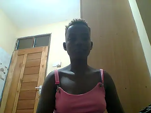 Snapshot of hotnshyy chatting on 07/07/26, 06:01 hotnshyy online show from 07/07/26, 06:01