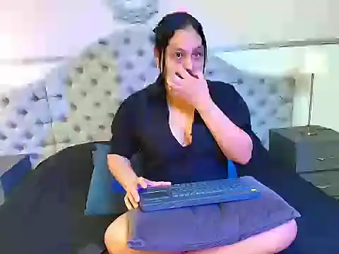 MariaBelenX online show from 07/15/26, 12:10