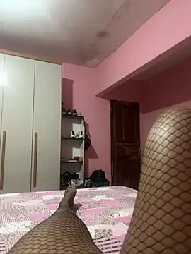 Snapshot of lhunaria chatting on 07/08/26, 02:38 lhunaria online show from 07/08/26, 02:38