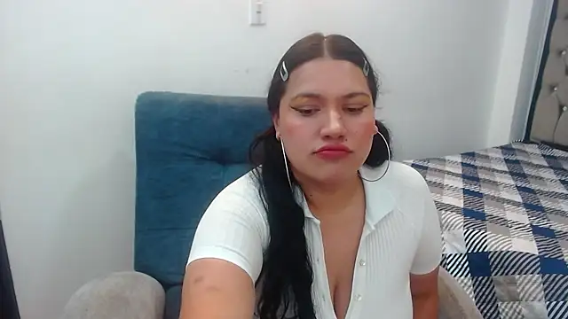 Snapshot of _sara__sweet chatting on 07/15/26, 03:56 sara sweet online show from 07/15/26, 03:56