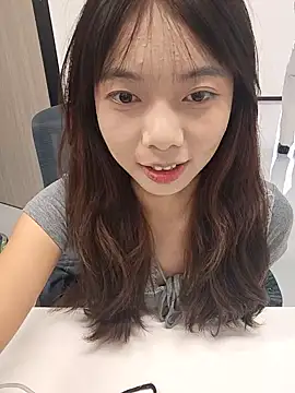 Snapshot of NN-833 chatting on 07/10/26, 06:28 NN-833 online show from 07/10/26, 06:28