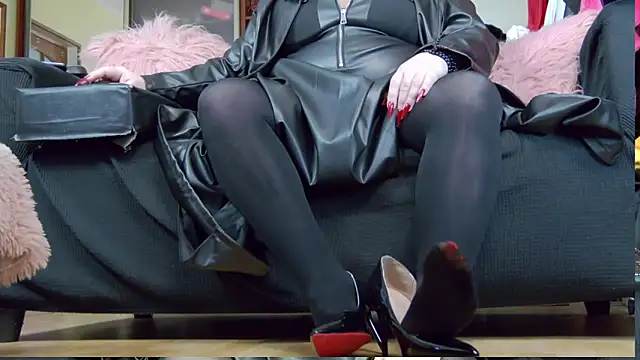 KaryQueen online show from 01/06/26, 04:16