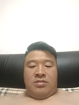 xiaowu2323 online show from 07/10/26, 02:30