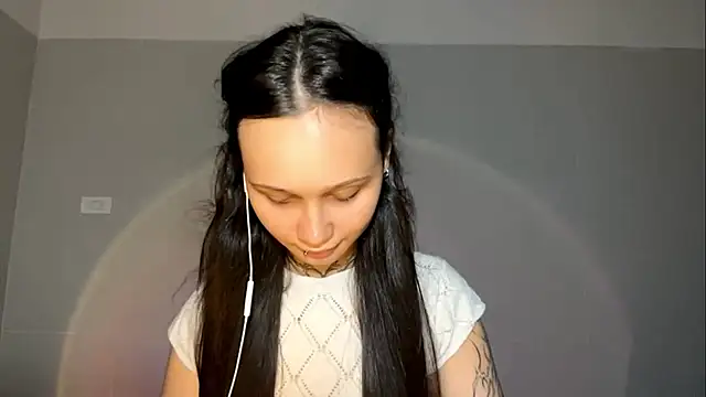 MayraLucarelli online show from 07/11/26, 10:18