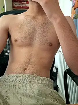 Snapshot of GianluSosa chatting on 07/14/26, 12:44 GianluSosa online show from 07/14/26, 12:44