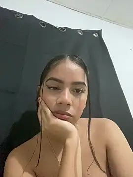 Lara Jhons  online show from 07/12/26, 02:24