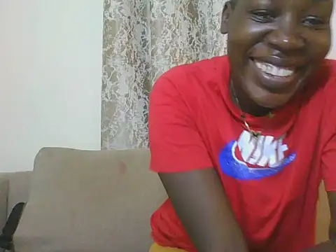 Snapshot of sweetdarkskin chatting on 07/13/26, 04:26 sweetdarkskin online show from 07/13/26, 04:26