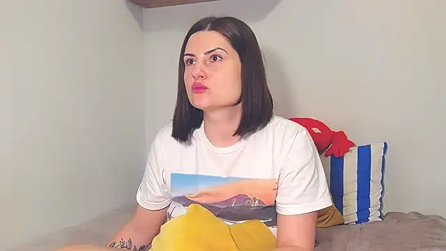 Snapshot of alisenties chatting on 02/12/25, 03:16 alisenties online show from 02/12/25, 03:16