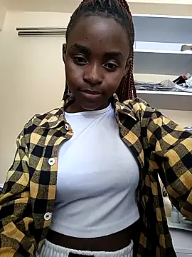Snapshot of kemmy_sweet chatting on 07/13/26, 01:14 kemmy sweet online show from 07/13/26, 01:14