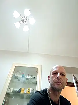 Snapshot of marco77to chatting on 07/16/26, 12:55 marco77to online show from 07/16/26, 12:55