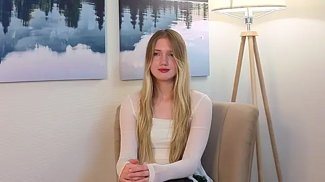 Snapshot of ArielleMabon chatting on 07/16/26, 06:41 ArielleMabon online show from 07/16/26, 06:41