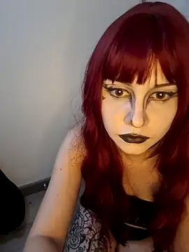 Snapshot of Lunera_azul chatting on 07/15/26, 02:39 Lunera azul online show from 07/15/26, 02:39