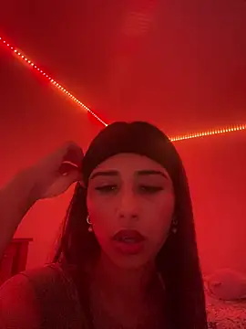 NextDoorMolly online show from 07/15/26, 07:41
